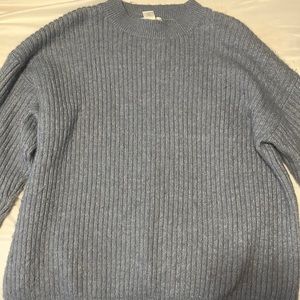 h&m gray sweater